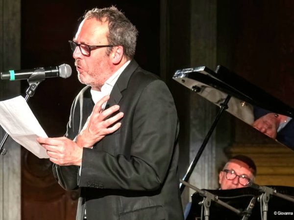 Il Festival Internazionale di Poesia di Genova : Parole spalancate sul mondo